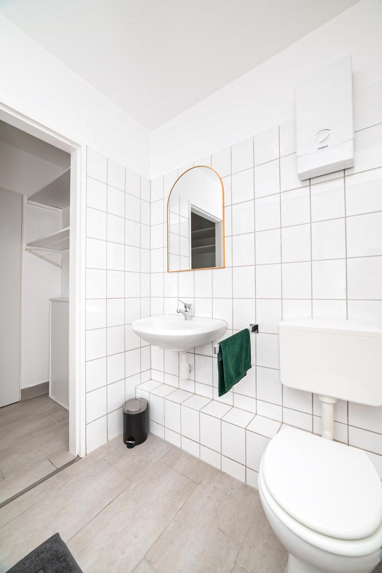 Smart Home - Wuppertal - Perfect For 6 Guests - Central - Netflix - Schwebebahn - Free Parking Zone Exterior foto